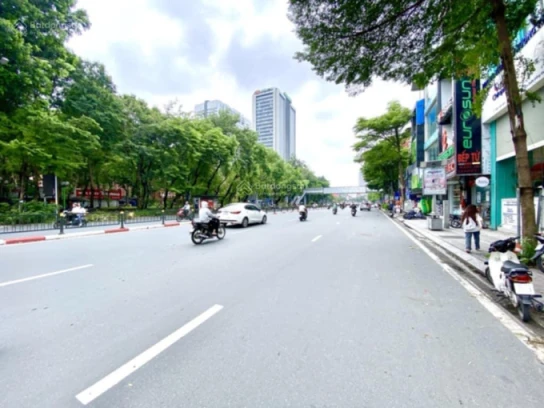 Bán nhà giá tốt MP Hồng Tiến-Long Biên-Hà Nội. Mặt tiền rộng, thang máy. Kinh doanh vô địch(5/9)