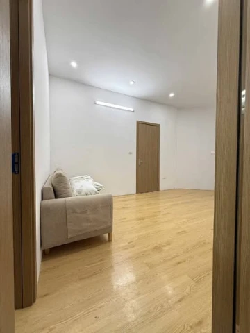 CHUNG CƯ TRỊNH VĂN BÔ - NAM TỪ LIÊM - TRUNG TÂM - NHÀ ĐỂ XE Ô TÔ - AN NINH - Ở SƯỚNG - 45M2 - NHỈNH 1,6 TỶ XÍU. GIANG THỔ: