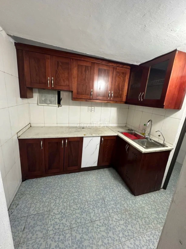 Chính chủ cho thuê nhà riêng giá rẻ ở ngõ 183 Đặng Tiến Đông, Đống Đa