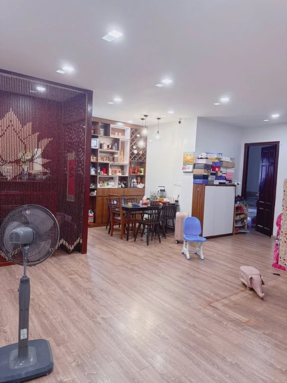 CHÍNH CHỦ BÁN CĂN HỘ 120M TRẦN CUNG, 3PN, FULL NỘI THẤT, GẦN BV E