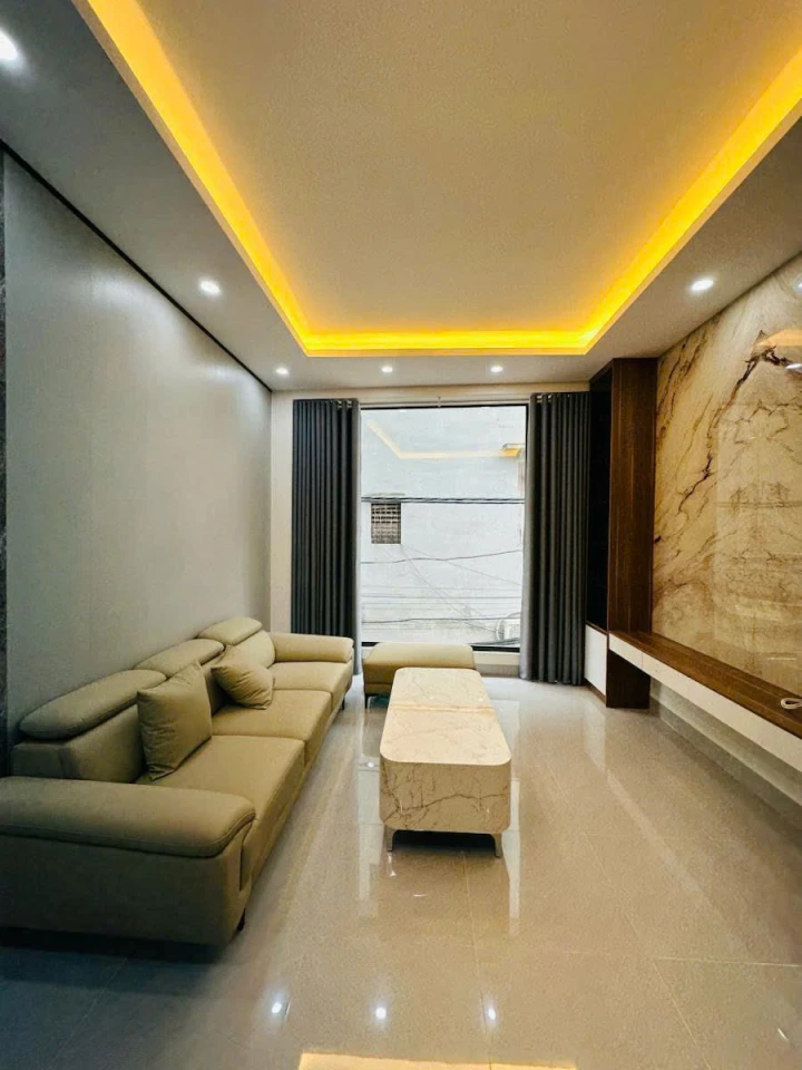 Bán nhà Ngọc Thụy 41m 6 tầng thang máy lô góc gara ô tô hơn 12 tỷ