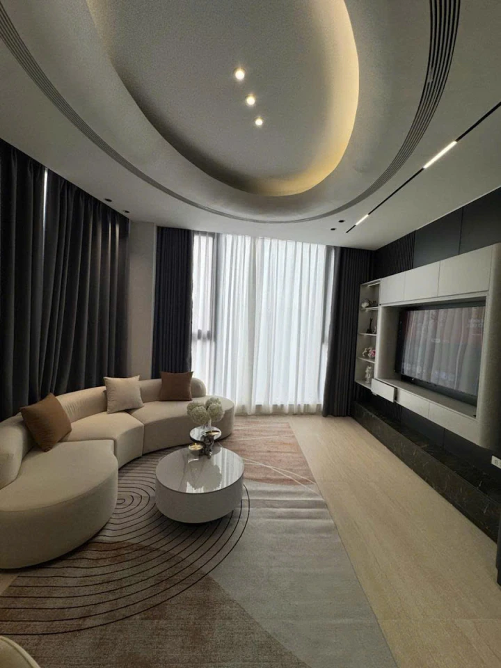 Bán nhà Ngọc Thụy 37m 6 tầng thang máy MT 5m gara ô tô hơn 14 tỷ