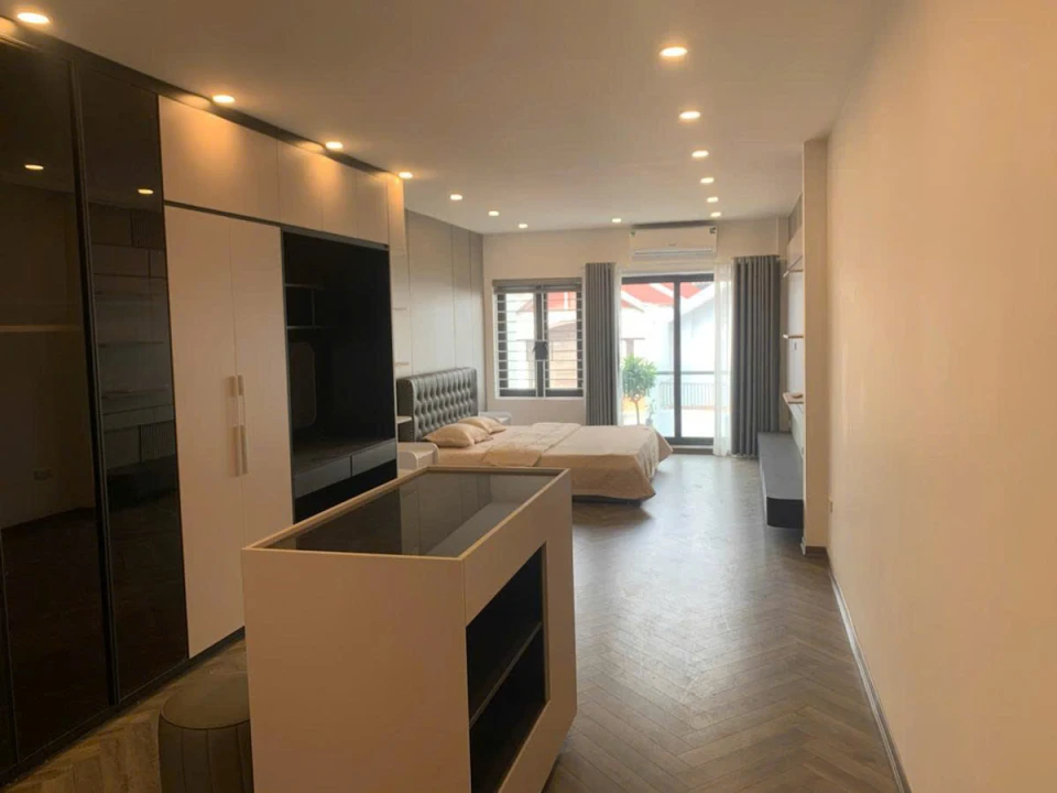 Bán nhà Nguyễn Văn Linh 56m 7 tầng thang máy kinh doanh ô tô tránh hơn 17 tỷ