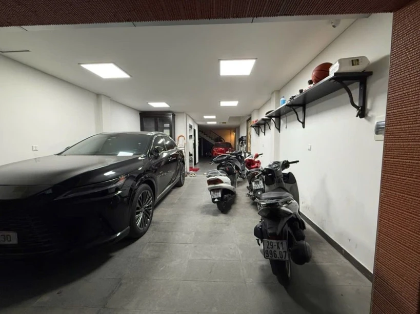 Bán nhà Thái Hà_8 tầng thang máy_ô tô tải ngủ nhà_kd đỉnh sát phố_an ninh cao_70m2