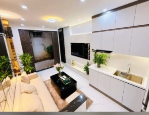 Thanh Xuân Ô Tô Đỗ Cửa 3 ngủ chỉ 5.15 tỷ.  Nhà vị trí đẹp gần royall city ngõ to rông ô tô đỗ cửa  Nhà 4 tầng