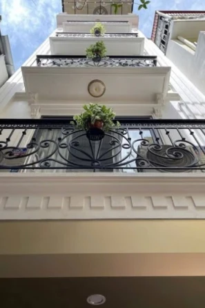 NHÀ ĐẸP CẦU GIẤY– LÔ GÓC 3 THOÁNG – NGÕ THÔNG – KINH DOANH – DÒNG TIỀN - MẶT TIỀN 3,7M