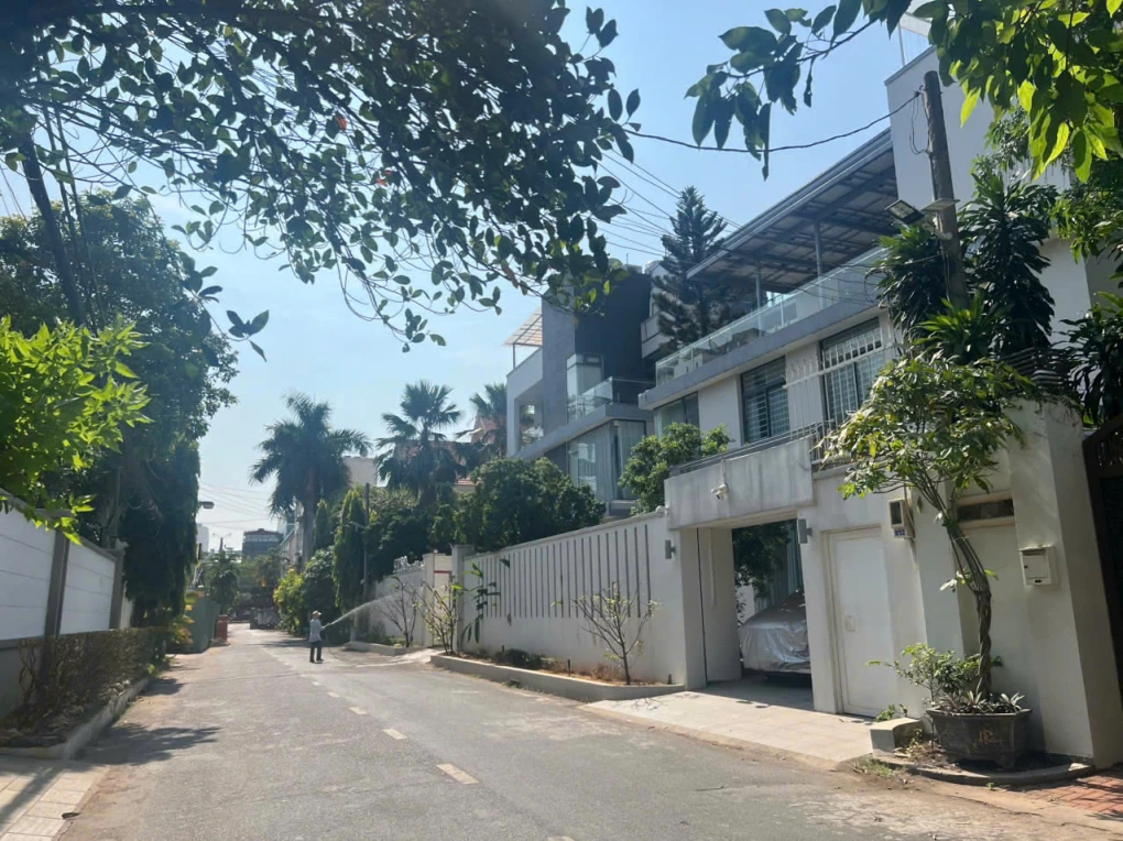 ket tiền cần  Bán nhà 3 lầu Địa chỉ: 35/ đường số 3, phường  An Khánh mới Quận 2.