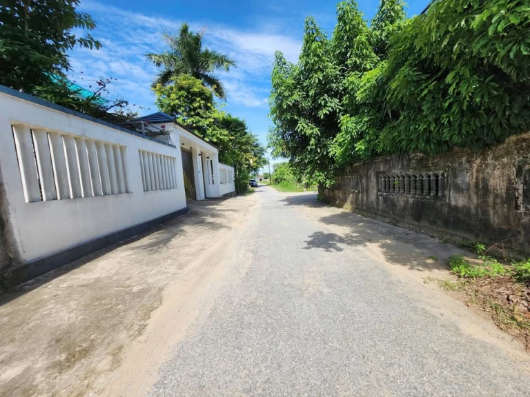 Bán mặt đường Thanh Niên Nghi Ân p.Vinh PhúDiện tích 103m2(5,1x20) giá chỉ 2 tỷ 5xx