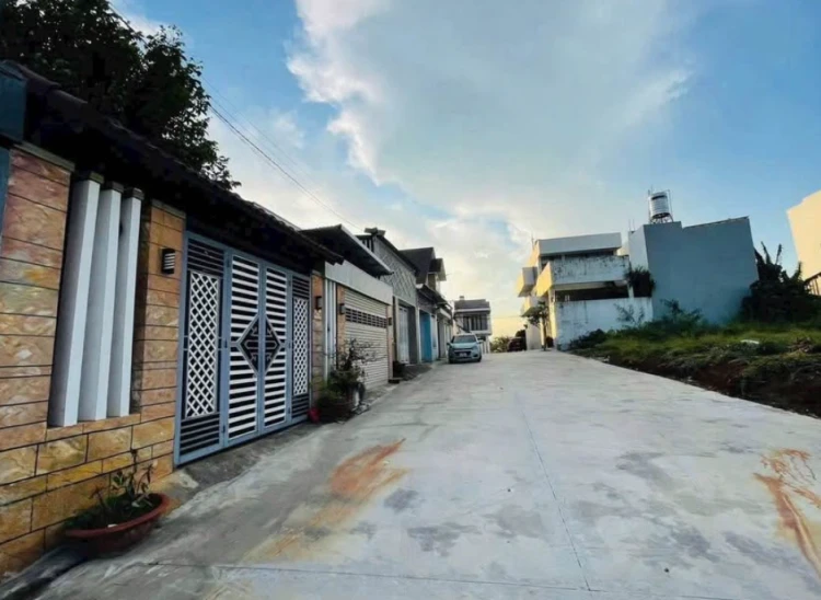 Bán ĐẤT ĐẸP HẺM 147 ĐỖ XUÂN HỢP - P TÂN LỢI . KHU BIỆT THỰ VIP