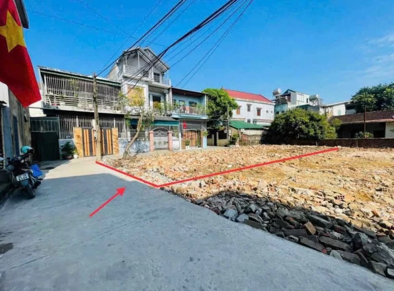 Lô góc 2 mặt tiền hộ khẩu Hà Huy Tập - TP Vinh: