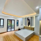 Siêu phẩm ô tô qua nhà ngay sát Lò Đúc