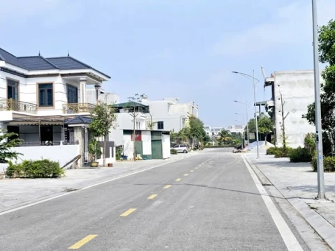 Lô Đất đầu tư là thắng ( ko chút lỗi)