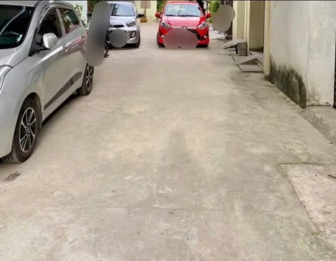 BÁN NHÀ CẤP4 GÁC XÉP HIỆN ĐẠI TRUNG TÂM PHƯỜNG PHÚ SƠN