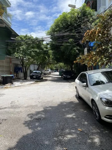 Bán đất đường 2 triệu quốc đạt đối diện khách sạn Thành Công