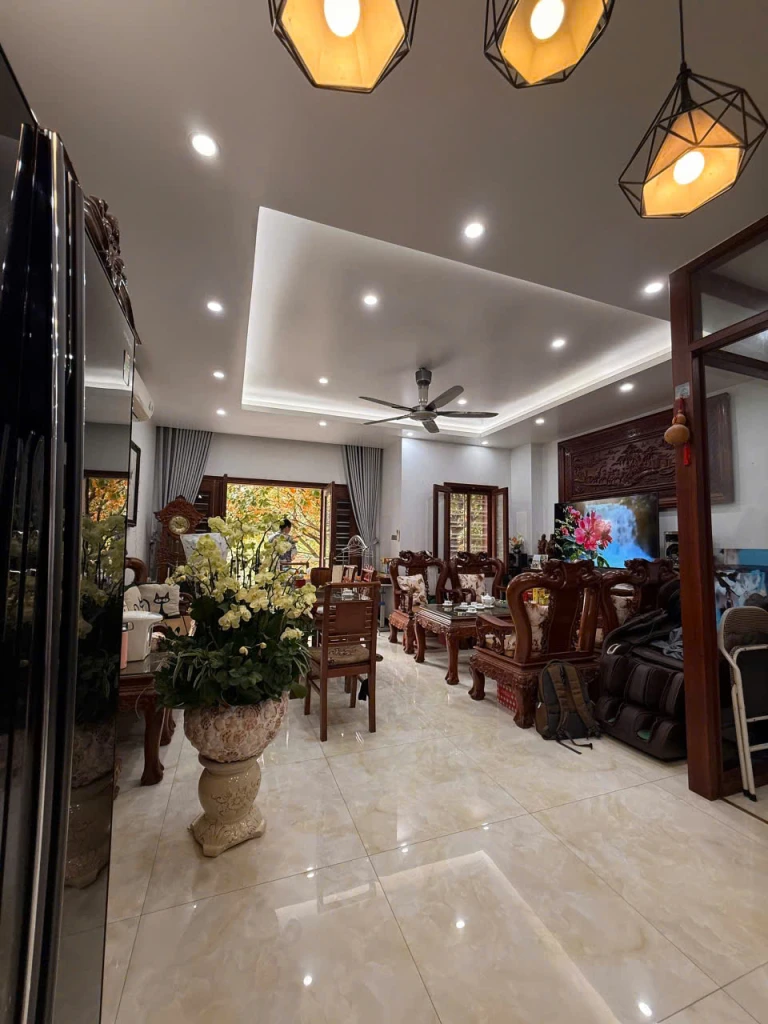 BÁN LIỀN KỀ  FORESA XUÂN PHƯƠNG – 5 TẦNG – VIEW SÂN CHƠI – GIÁ TỐT NHẤT KHU  lh 0326213286