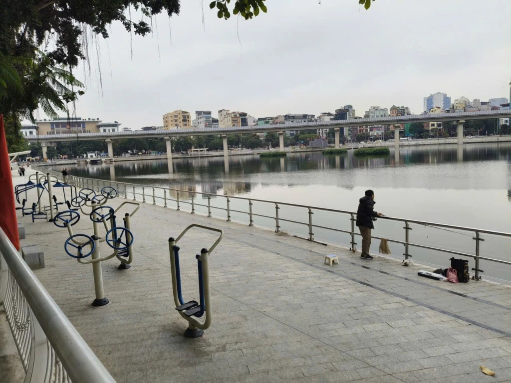 Đẳng cấp Mặt Hồ Hoàng Cầu – Mai Anh Tuấn 90m 9 tầng thang máy – Ở KẾT HỢP KD CĂN HỘ CAO CẤP – 75 tỷ lh 0326213286