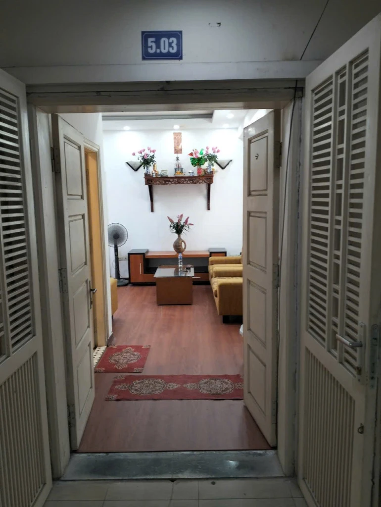 Cho thuê căn hộ 503 nhà e3a, số 7 Vũ Phạm Hàm, Yên Hoà, Cầu Giấy, Hà Nội