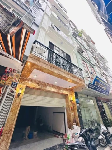 Bán nhà TRẦN QUỐC HOÀN, dt 40/45m, 7T, Mt 4m. 25tỷ( TL). Phân lô, ô tô, Kinh doanh, văn phòng, công ty.