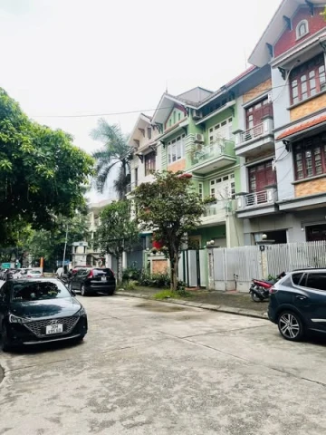 LIỀN KỀ PHỐ KIM GIANG - ĐẠI KIM - HOÀNG MAI LIỀN KỀ PHỐ KIM GIANG - ĐẠI KIM - HOÀNG MAI