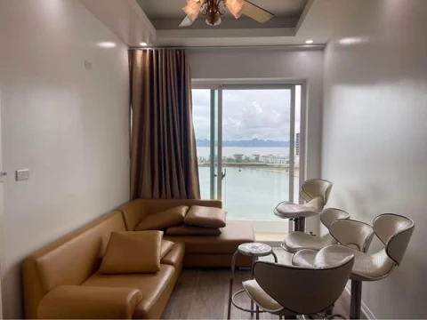 Do chuyển định cư không sử dụng nên cần bán căn hộ 2Pn 68m2 View Biển trung tâm Bãi Cháy, Hạ Long.
