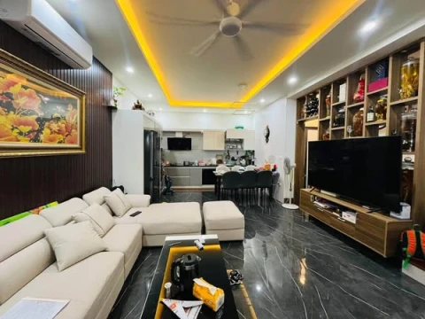 VIP THÁI HÀ - LÔ GÓC 2 THOÁNG - Ô TÔ ĐỖ CỬA - SÁT MẶT PHỐ - MẶT NGÕ KINH DOANH - Ở SƯỚNG