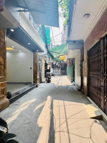 CHÍNH CHỦ BÁN NHÀ 5 TẦNG THANG MÁY - 40m² – KHU VỰC TRẦN KHÁT CHÂN