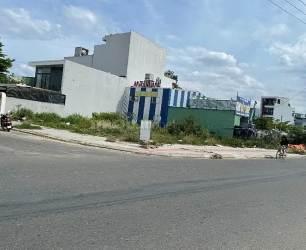 Cho thuê lô đất 2MT Minh Mạng và Đạm Phương giá 16tr