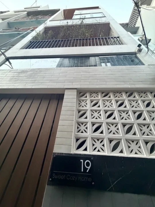 SIÊU PHẨM NHÀ ĐẸP 6 TẦNG - THANG MÁY Ngọc Thụy 51m2 X 14.2  tỷ Long Biên Hà Nội.