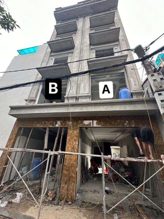 NHÀ ĐẸP GIÁ ĐẦU TƯ Nguyễn Văn Linh- Phúc Đồng 40m2 X 6 Tầng X 9.8 Tỷ Long Biên Hà Nội -Ô TÔ ĐỖ CỔNG.