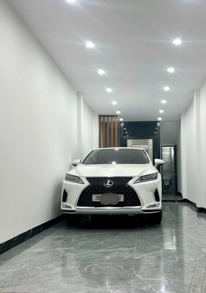 BÁN NHÀ MỚI- ĐẸP Ô TÔ VÀO NHÀ -KINH DOANH FULL NỘI THẤT NGỌC LÂM- LONG BIÊN 60M2  6 TẦNG X 19 TỶ.