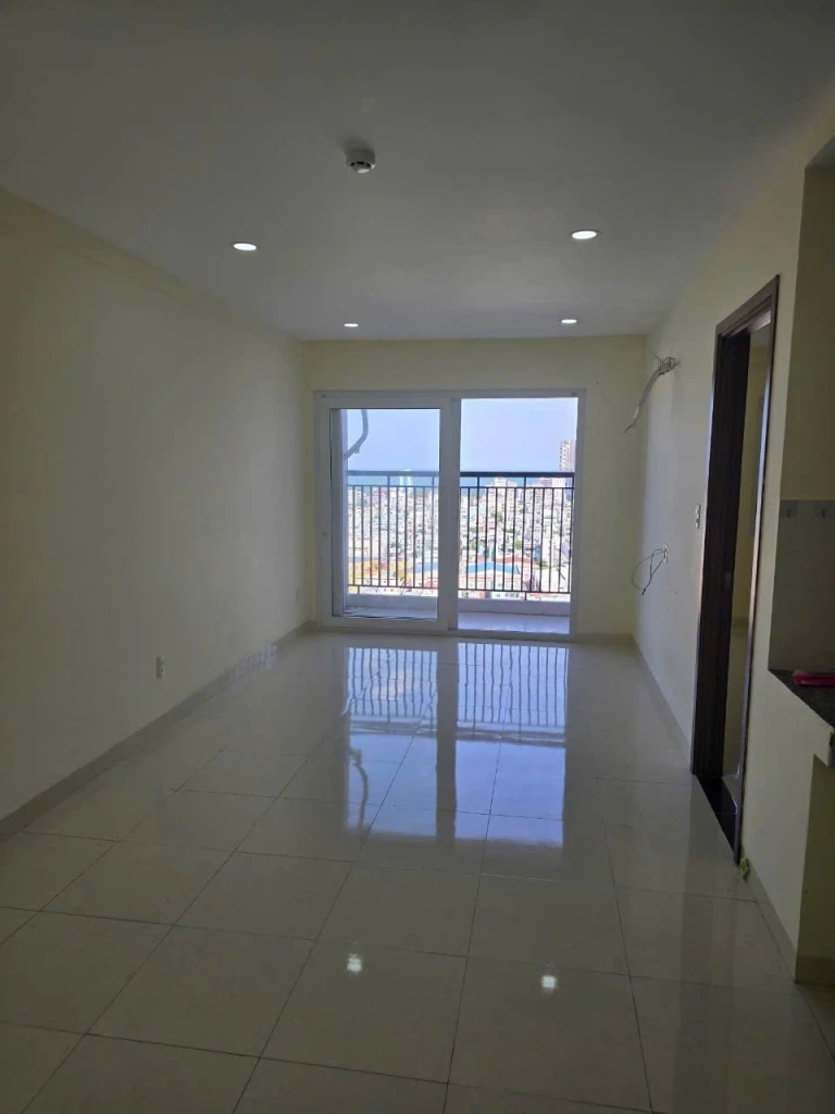 Bán chung cư lock C Xuân Thủy, Quy Nhơn