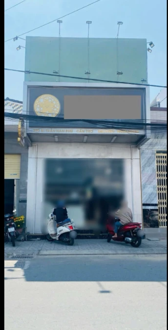 Cho thuê nhà mặt tiền Trần Nam Phú đông đúc sinh viên