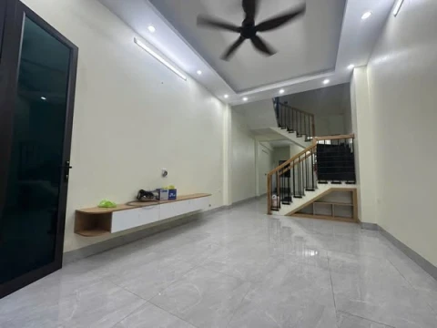 RA NHANH NHÀ 3 TẦNG PHƯỜNG PHÚ SƠN ( cũ ) nay là PHƯỜNG HẠC THÀNH...