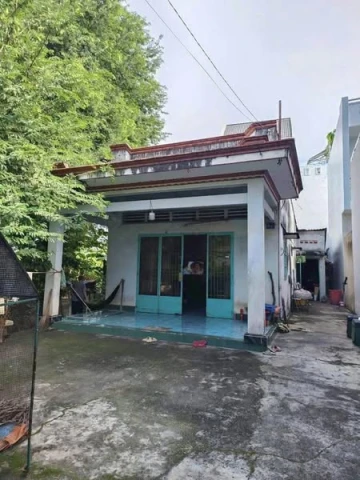 Căn nhà Mặt Tiền Đường Tân Hiệp 4 hóc môn