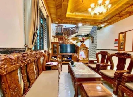 Bán Nhà Full Nội Thất Gỗ Sát Chợ Hoà Khánh - Liên Chiểu