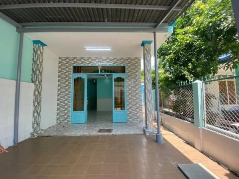 TÔI CHÍNH CHỦ CẦN BÁN CĂN NHÀ VƯỜN 300TR Ở HÓC MÔN