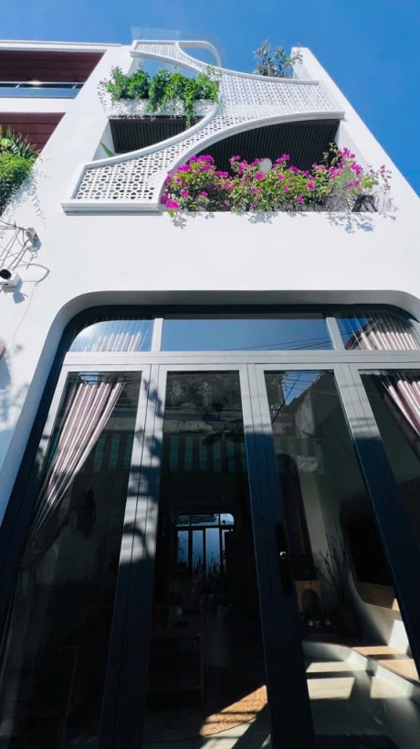 🧨🧨NHỈNH 8T RINH NGAY HOA HẬU NHÀ PHỐ HẺM 487 VÕ THỊ NHỜ - NHÀ XINH DỌN VÀO Ở NGAY🧱🧱