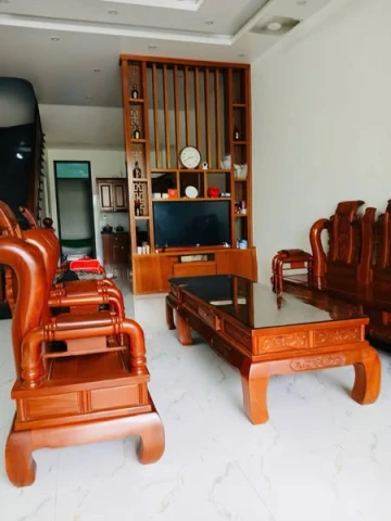 Em có căn nhà ko dùng đến nên cho thuê ạ..Nhà nguyên căn 3 tầng - rộng rãi - sạch đẹp - giá tốt ạ ..🥰🥰🥰