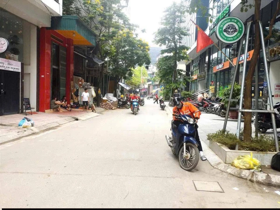 bán nhà phân lô nguyễn xiển triều khúc, 46, 5 tầng dân xây, ô tô , kinh doanh