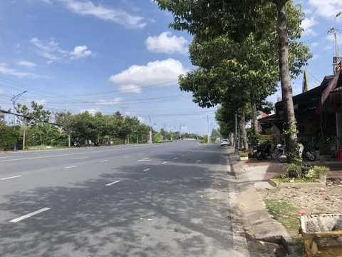 Nhà đất đường Lý Thường Kiệt rộng 788m2, gần sân bay phường 6 tp Cà Mau