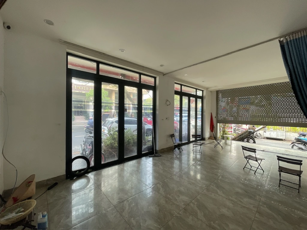 Cho thuê nhà đường nguyễn văn thoại đà nẵng giao biển 2 mặt tiền ngang 9m