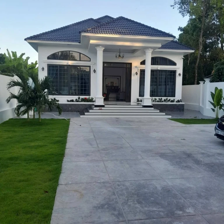 BÁN NHÀ MÁI NHẬT