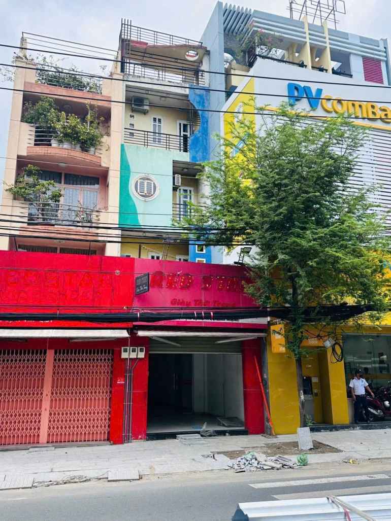 Chính Chủ Bán Mặt Tiền Lê Quang Định, P14, Q.Bình Thạnh: DT 3.9x20m, Giá 22 tỷ5, LH: O981.699.932