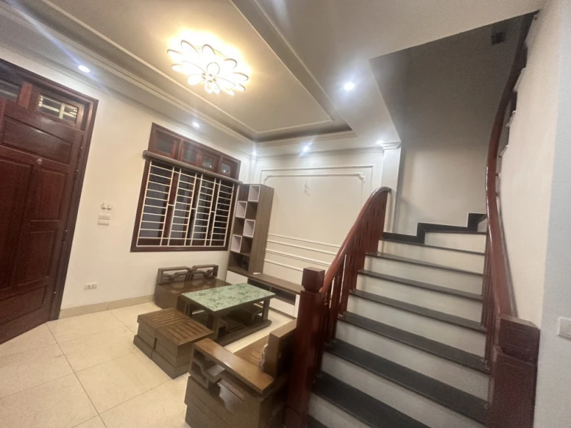 🏡 CHẤT LỪ - NHÀ 5 TẦNG MỚI COONG – PHỐ TRẠM LONG BIÊN – NHỈNH 6 TỶ 🏡