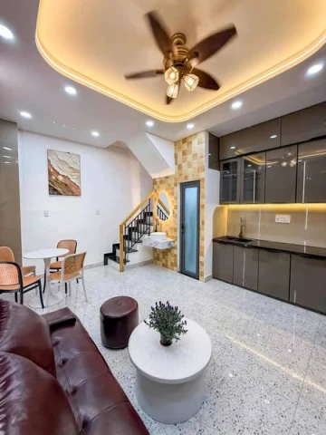 Nhà Đường Nguyễn Đình Chính Quận Phú Nhuận Cũ. Nhà Đường Nguyễn Đình Chính Quận Phú Nhuận Cũ.
