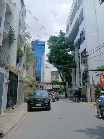 Nhà HXH Đường Hòa Hưng Quận 10 Phường 12 Cũ. Nhà HXH Đường Hòa Hưng Quận 10 Phường 12 Cũ.