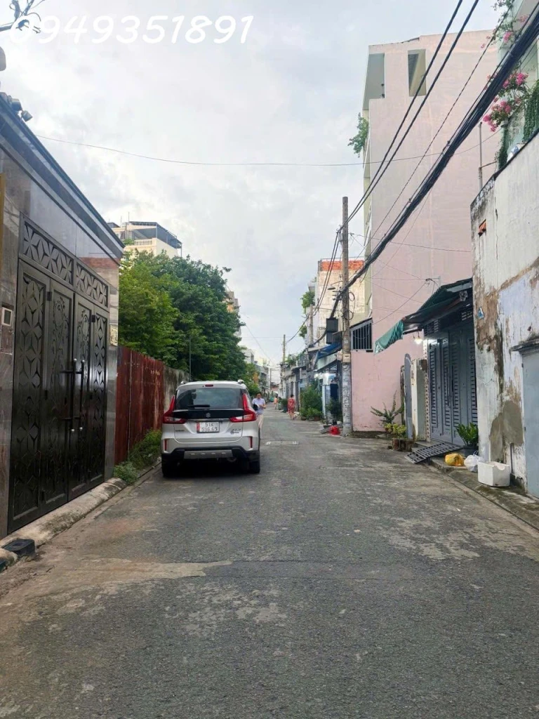 NHÀ HXH - GẦN SÂN BAY- METRO - GIÁP CỘNG HOÀ - CẤP4 - 4PN - 68M2 - GIÁ 6,5TỶ