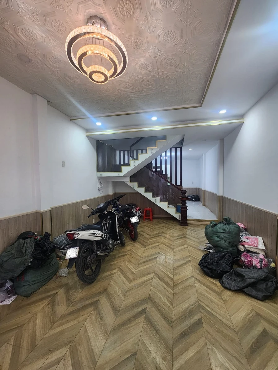 Bán nhà 2 tầng, 61m2, Hẻm xe hơi Bình Thành, BHHB Bình Tân, chỉ 3.5 tỷ TL