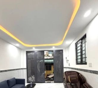 2 tầng mới tinh, nội thất cao cấp đầy đủ, chỉ việc dọn vào ở.