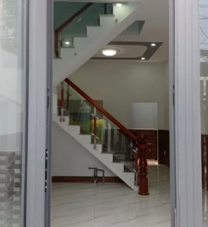 Nhà mới xây. Phú Định P16 Q8.